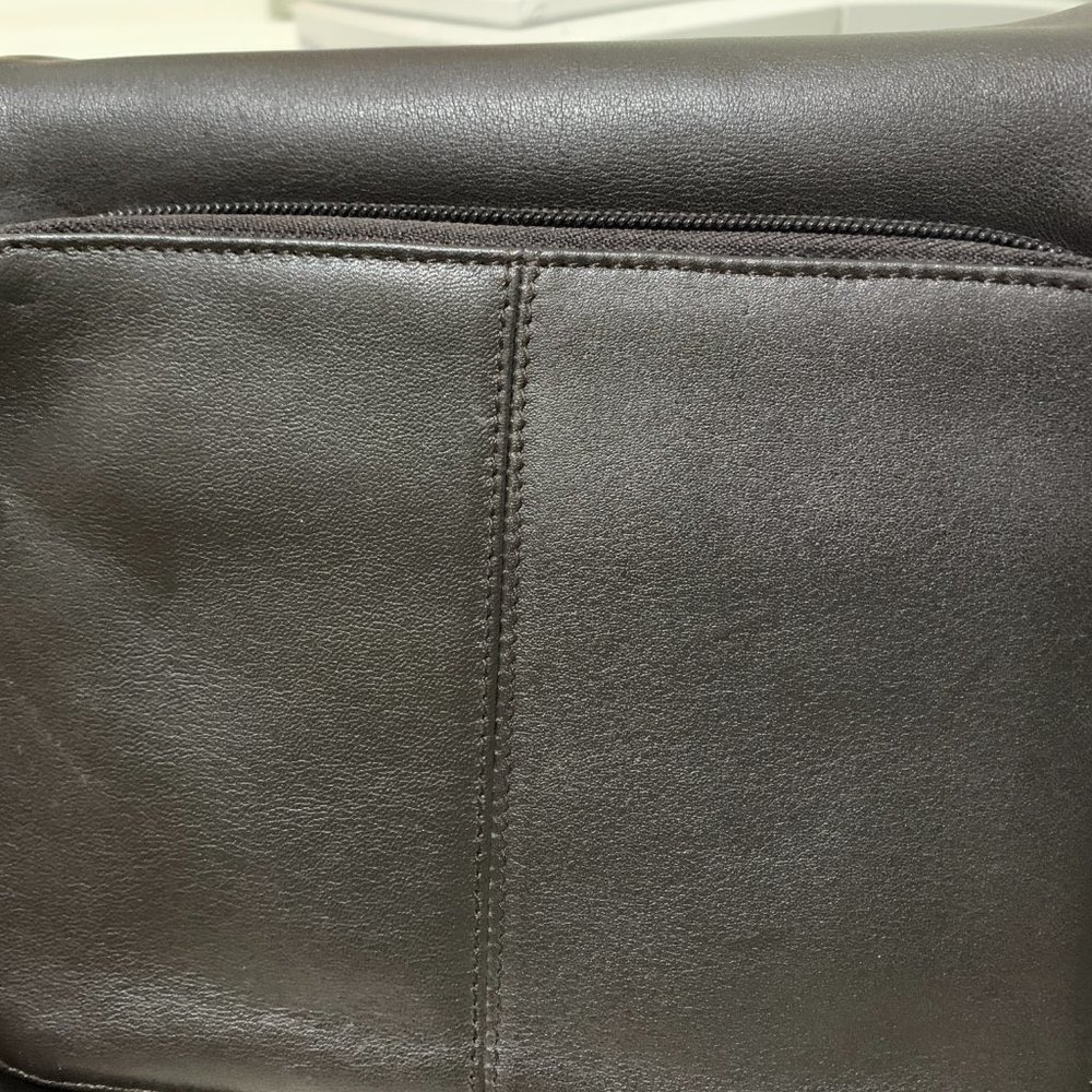 Santi Handbag - Picture 4 of 4
